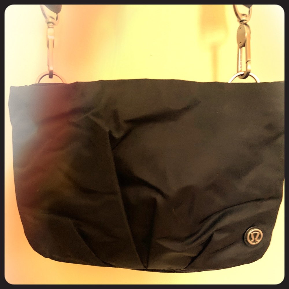 Lululemon black small festival crossbody bag